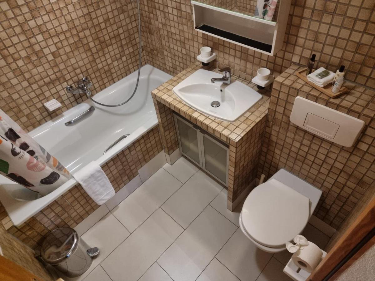 Appart'Hotel Residence Dizerens Женева Екстериор снимка