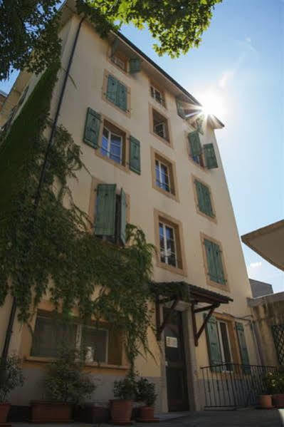Appart'Hotel Residence Dizerens Женева Екстериор снимка